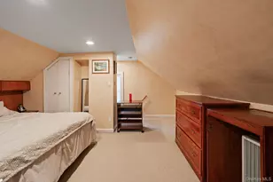 240-11 88th Ave, Bellerose, NY 11426 - Photo 29