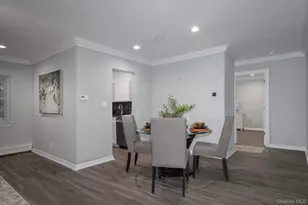 92 S Clinton Ave, Bay Shore, NY 11706 - Photo 5