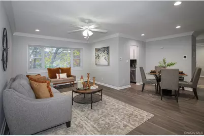 92 South Clinton Avenue #2H, Bay Shore, NY 11706 - Photo 3