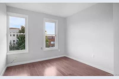 2040 Washington Avenue, Bronx, NY 10457 - Photo 11