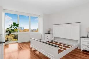 640 W 237th St, Bronx, NY 10463 - Photo 17