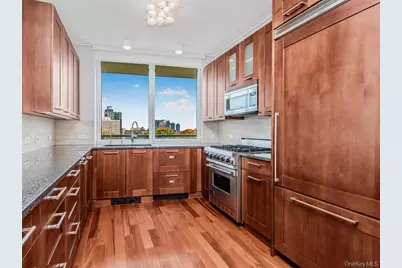 640 W 237th Street #7D, Bronx, NY 10463 - Photo 11