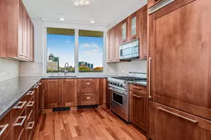 640 W 237th St, Bronx, NY 10463 - Photo 11