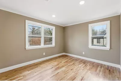 357 Deer Park Road, Dix Hills, NY 11746 - Photo 23