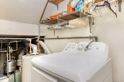 69-31 61st Road, Middle Village, NY 11379 - Photo 23