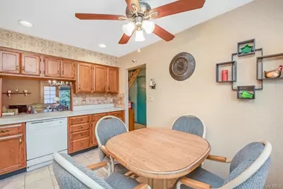 69-31 61st Road, Middle Village, NY 11379 - Photo 3