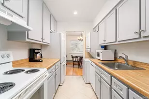 506 Drew Dr, Saint James, NY 11780 - Photo 7