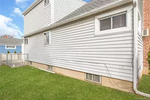 172 Glengariff Rd, Massapequa Park, NY 11762 - Photo 5