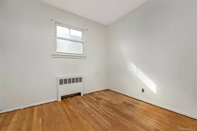 172 Glengariff Road, Massapequa Park, NY 11762 - Photo 21