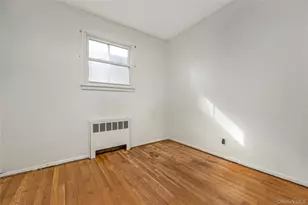 172 Glengariff Rd, Massapequa Park, NY 11762 - Photo 21