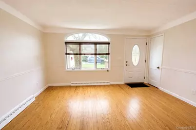 296 Bay Avenue, Patchogue, NY 11772 - Photo 3