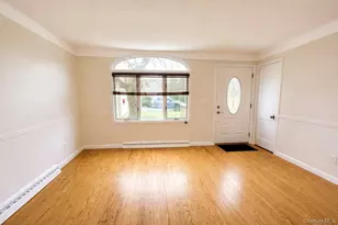 296 Bay Ave, Patchogue, NY 11772 - Photo 3