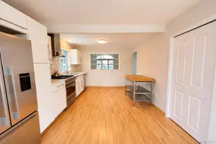 296 Bay Ave, Patchogue, NY 11772 - Photo 9