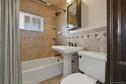 25 Gleaner Lane, Levittown, NY 11756 - Photo 17