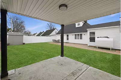 25 Gleaner Lane, Levittown, NY 11756 - Photo 29