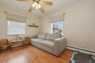 25 Gleaner Ln, Levittown, NY 11756 - Photo 15