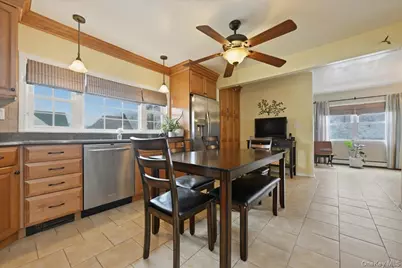 25 Gleaner Lane, Levittown, NY 11756 - Photo 11