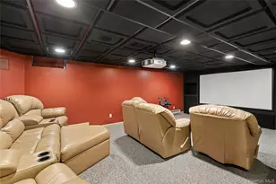 4 Polo Grounds Ln, East Quogue, NY 11942 - Photo 13