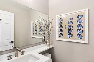 4 Polo Grounds Ln, East Quogue, NY 11942 - Photo 7