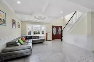 25 Virginia Ave, Plainview, NY 11803 - Photo 5