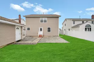 25 Virginia Ave, Plainview, NY 11803 - Photo 3