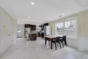 25 Virginia Ave, Plainview, NY 11803 - Photo 7