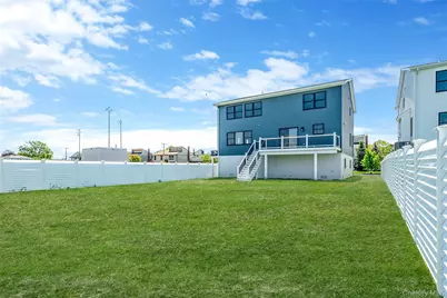 243 Mott Street, Oceanside, NY 11572 - Photo 37