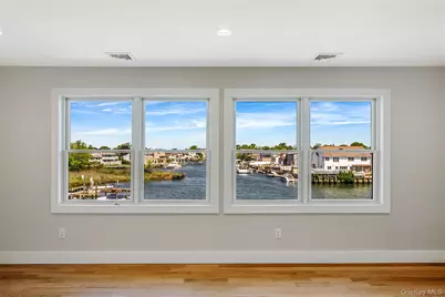 243 Mott Street, Oceanside, NY 11572 - Photo 27