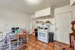 100 Carson Ave, Newburgh, NY 12550 - Photo 13