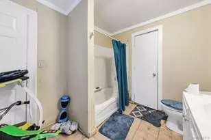 100 Carson Ave, Newburgh, NY 12550 - Photo 7