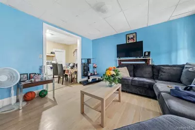 100 Carson Avenue, Newburgh, NY 12550 - Photo 5