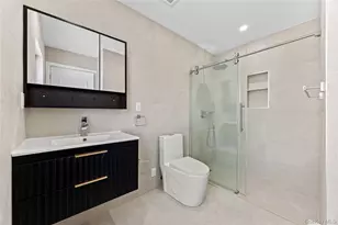 75-31 175th St, Fresh Meadows, NY 11366 - Photo 19