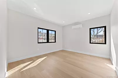 75-31 175th Street, Fresh Meadows, NY 11366 - Photo 17