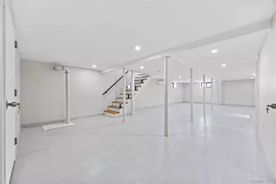 75-31 175th Street, Fresh Meadows, NY 11366 - Photo 33