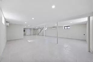 75-31 175th St, Fresh Meadows, NY 11366 - Photo 35
