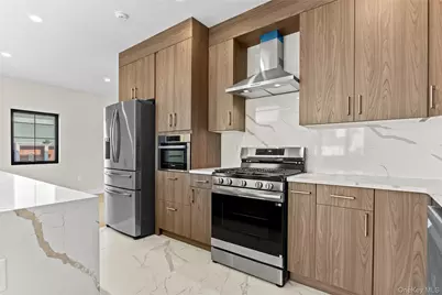 75-31 175th Street, Fresh Meadows, NY 11366 - Photo 15