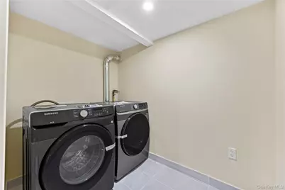 75-31 175th Street, Fresh Meadows, NY 11366 - Photo 37