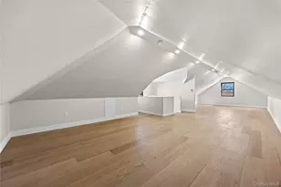 75-31 175th St, Fresh Meadows, NY 11366 - Photo 29