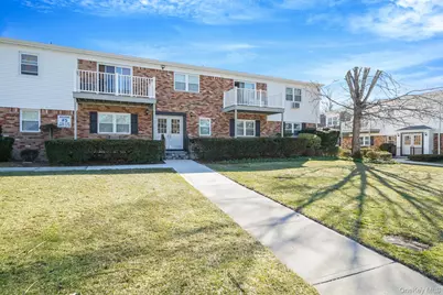 260 Waverly Avenue #33, Patchogue, NY 11772 - Photo 3