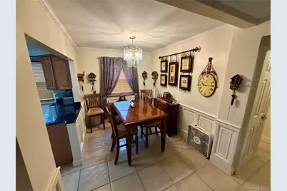 88-17 Shore Parkway #016, Howard Beach, NY 11414 - Photo 11