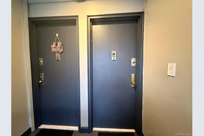 88-17 Shore Parkway #016, Howard Beach, NY 11414 - Photo 25