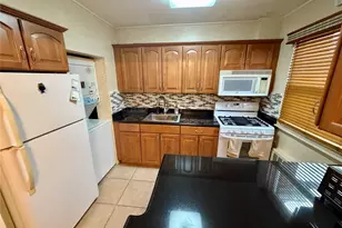 88-17 Shore Pkwy, Howard Beach, NY 11414 - Photo 15