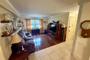 88-17 Shore Pkwy, Howard Beach, NY 11414 - Photo 3