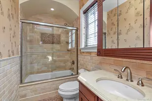 12 Point Crescent, Whitestone, NY 11357 - Photo 27