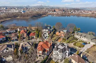 12 Point Crescent, Whitestone, NY 11357 - Photo 39