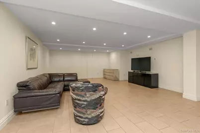 12 Point Crescent, Whitestone, NY 11357 - Photo 31