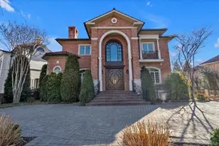 12 Point Crescent, Whitestone, NY 11357 - Photo 3