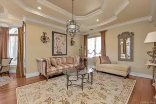 12 Point Crescent, Whitestone, NY 11357 - Photo 9