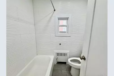 121 W Chester Street, Long Beach, NY 11561 - Photo 9