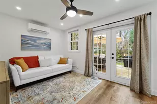 112 Ralph Ave, White Plains, NY 10606 - Photo 15